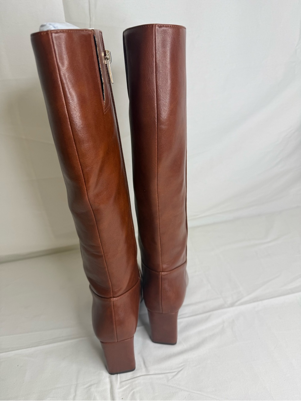 Classic Tall Riding Boots in Brown - Women's Leather Knee-High saddle tan - Picture 3 of 9